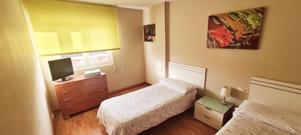 www apartamentovaldivia es Parking incluido León Exterior foto